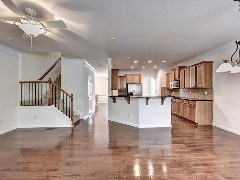 6067 Cameron Pointe — Photo 9
