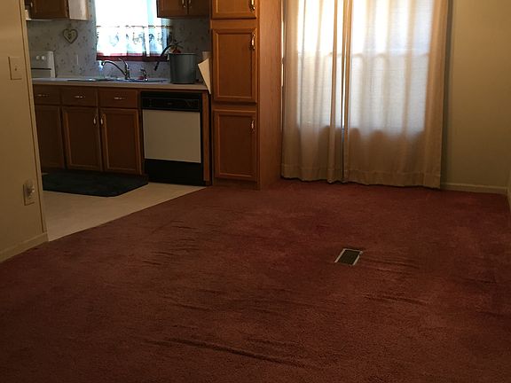 5th image of 240 Conifer Dr