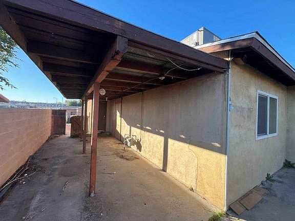 3rd image of 1117 Piute St