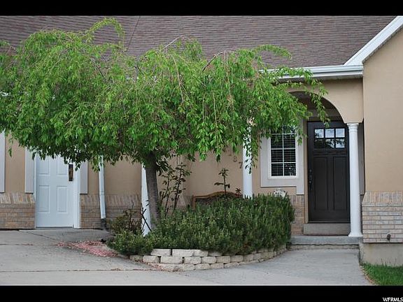 2nd image of 10187 S Dunsinane Dr