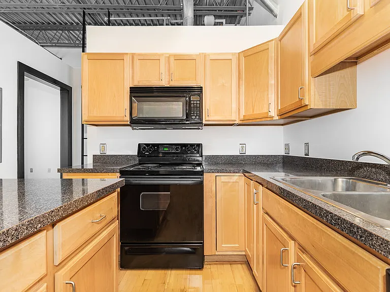 700 Market St #203 — Photo 3