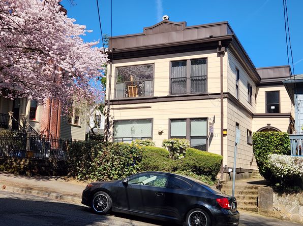 1823 SW Market St APT 2
