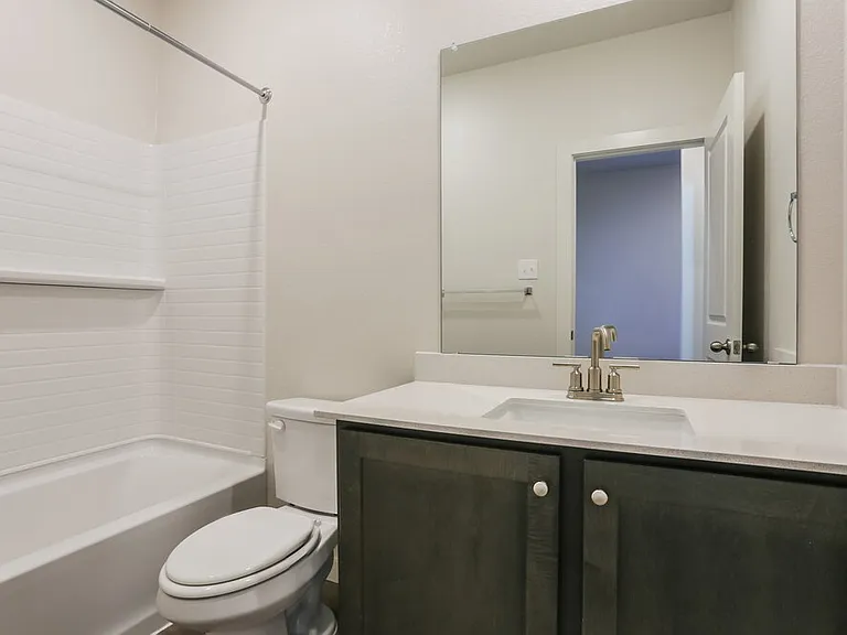 1540 Woodwinds Dr — Photo 18