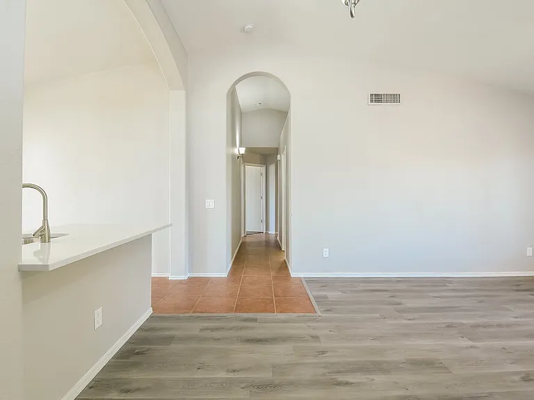 3725 W Cat Balue Dr — Photo 5