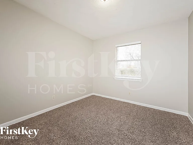 3825 Tolbert St — Photo 10