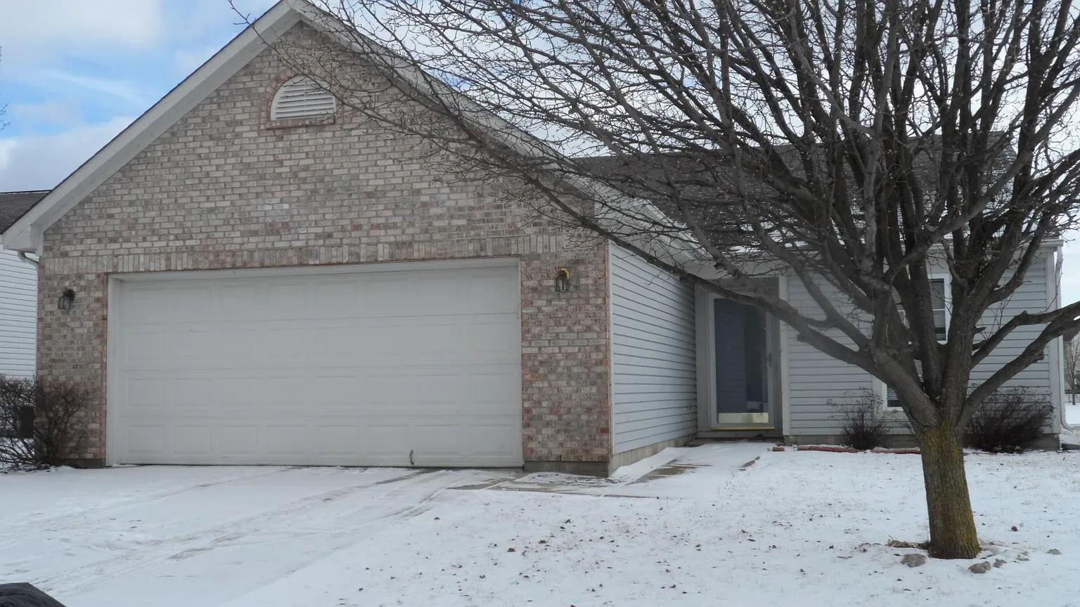 6851 Fair Ridge Dr photo 1
