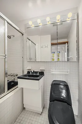 Sold by Compass | media 17