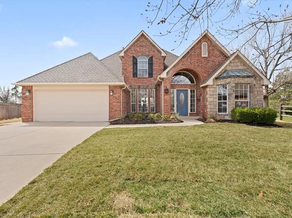 744 Longmeadow Ln, Edmond, OK 73003