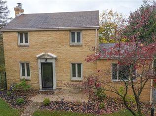 22 Anderson Rd, Glenshaw, PA 15116