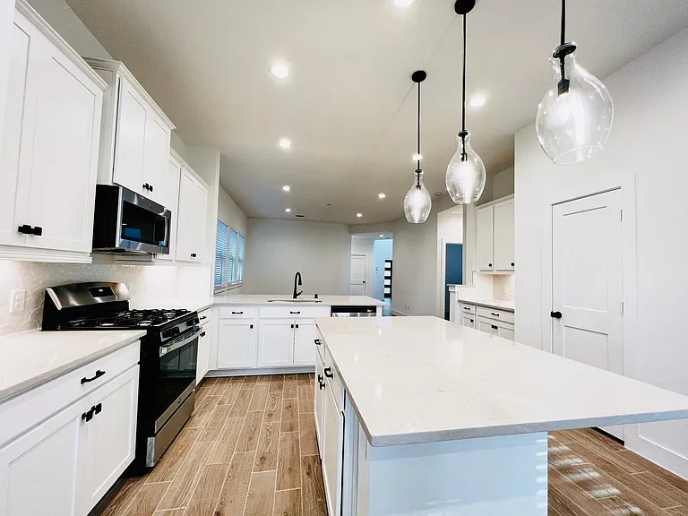 313 Rise Ln — Photo 8