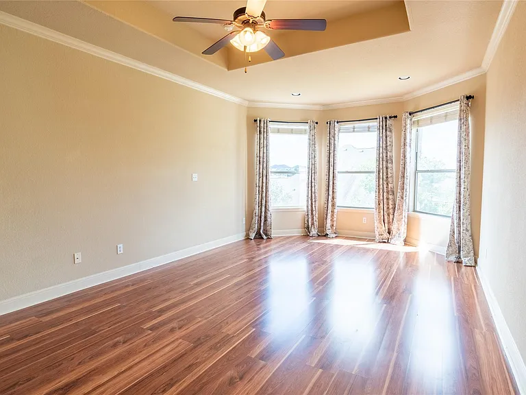 1898 Long Bow Dr — Photo 16
