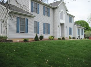 4239 Levans Rd, Schnecksville, PA 18078