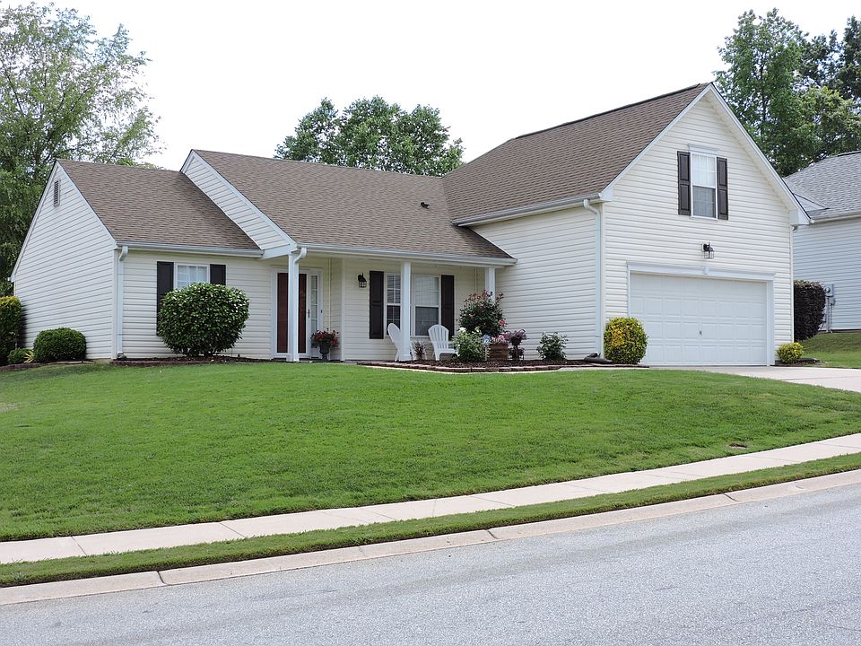 1st image of 110 Acacia Dr