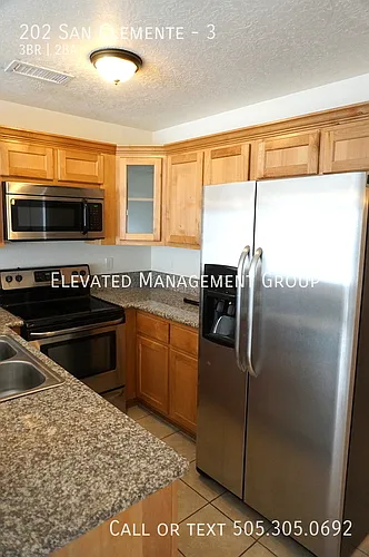 202 San Clemente Ave NW Photo 1