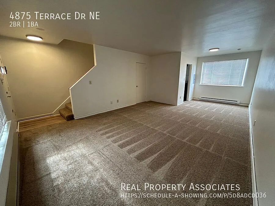 Building Photo - 4875 Terrace Dr NE
