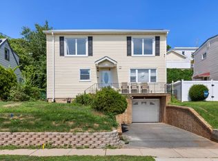 141 Hickory St, Kearny, NJ 07032