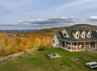 17 Gilson Rd, Hartland, VT 05048