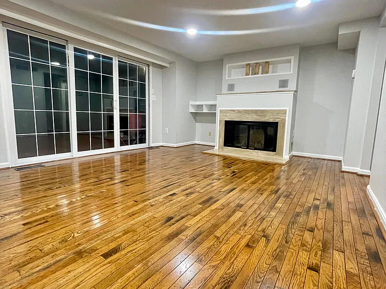5455 Hildebrand Ct — Photo 7