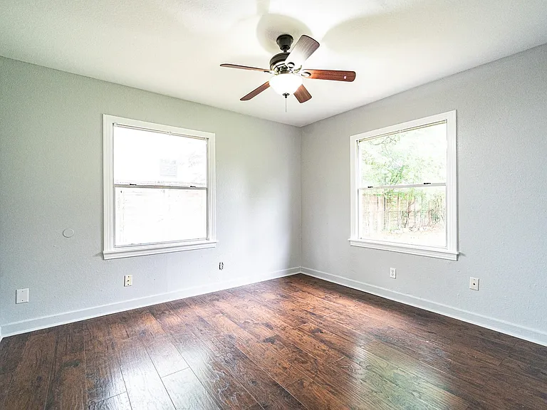 6417 Rolla St — Photo 18