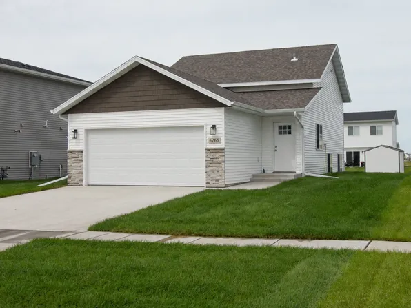 6265 86th Ave S, Horace, ND 58047