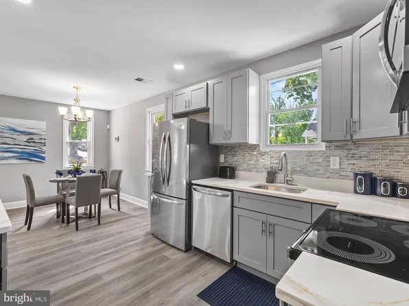 7005 S Coolridge Dr, Temple Hills, MD 20748