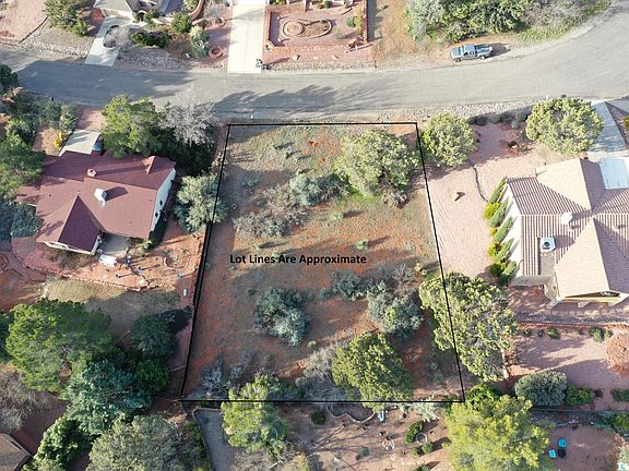 3rd image of 165 Arch Dr