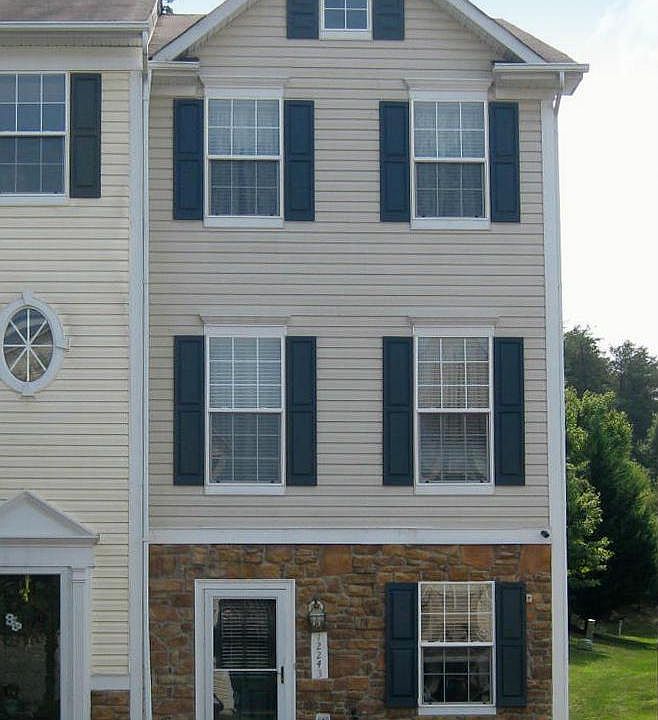 1st image of 12243 Maidstone Ct