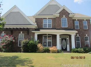630 Springwood Dr, Waxhaw, NC 28173