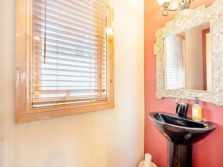 225 Eagle Dr #10B — Photo 11