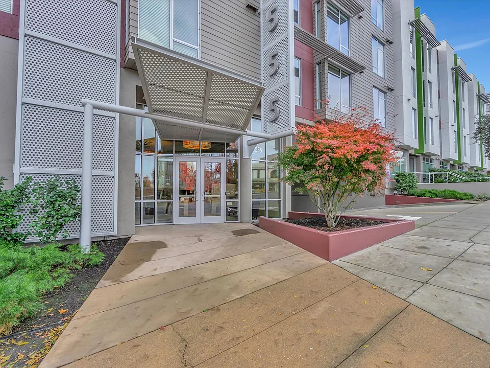 555 Ygnacio Valley Rd #330