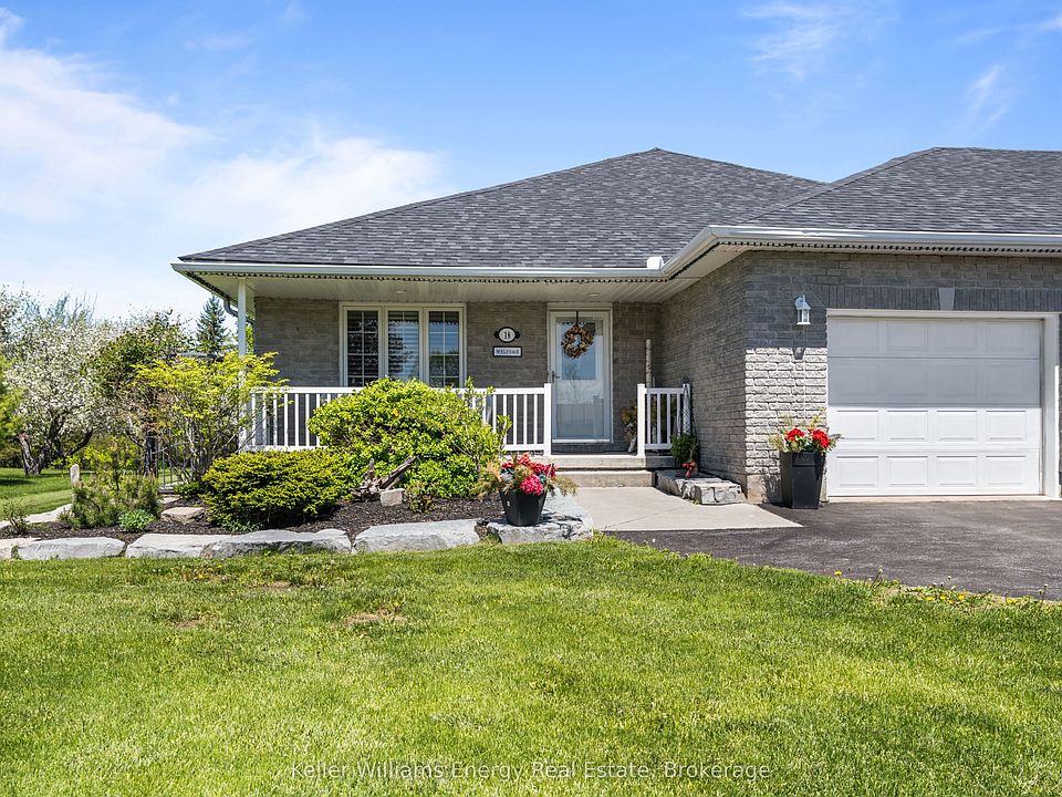 1st image of 18 Applewood Dr