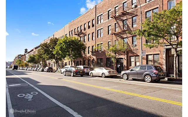 Rented by Douglas Elliman | media 35