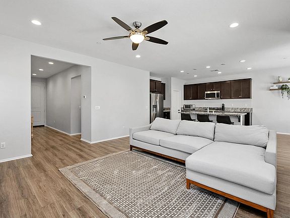 4th image of 35769 Asturian Way