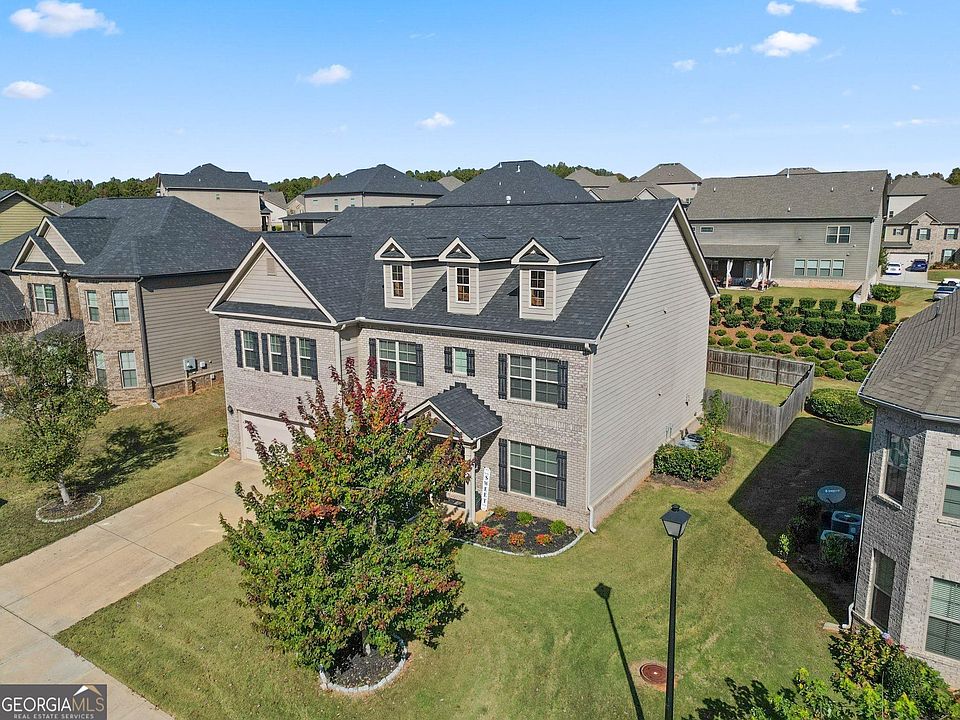 1st image of 180 Piedmont Cir