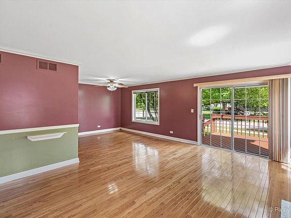 5th image of 355 Sandhurst Ln #355