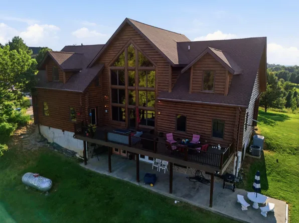 112 Lovers Leap Rd, Lawrenceburg, KY 40342