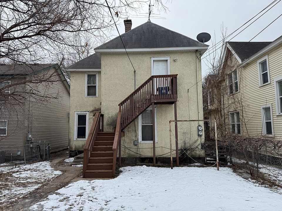 1st image of 895 Edmund Ave