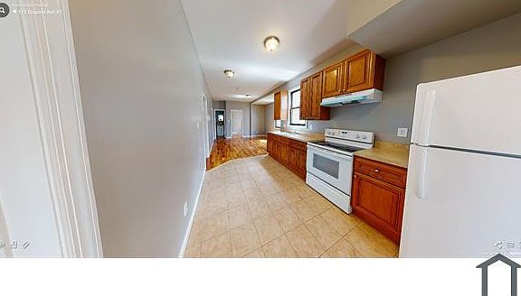 2nd image of 111 Osgood Ave #1