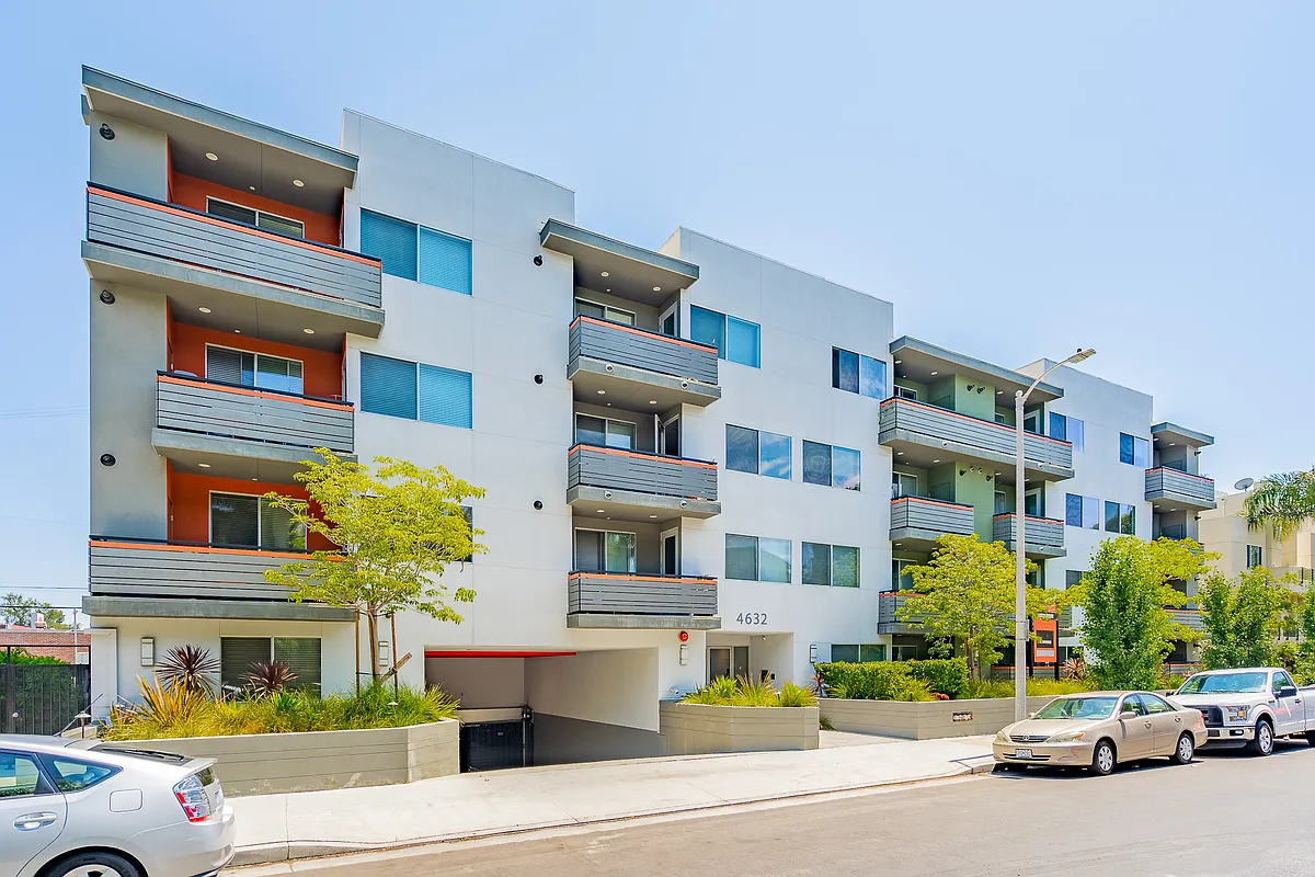 Building Photo - 4632 Vista Del Monte Ave