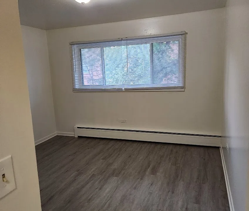 766 N Linden Ave #206
