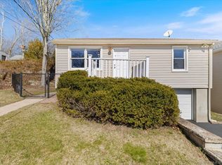 35 Hartman Ave, East Haven, CT 06512