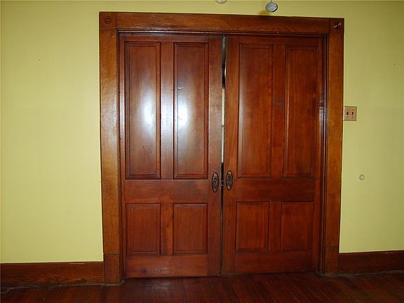 5th image of 3733 E 1100 S