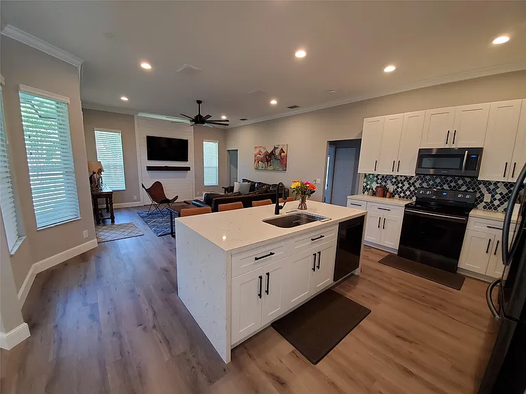 13917 Sheffield Ct — Photo 9