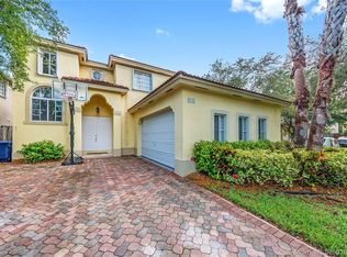 9130 SW 162nd St, Palmetto Bay, FL 33157