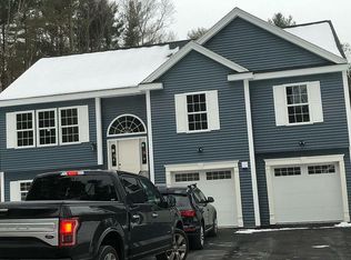 102 Tinker Hill Rd, Auburn, MA 01501