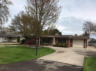 41254 Bayhaven Dr, Harrison Township, MI