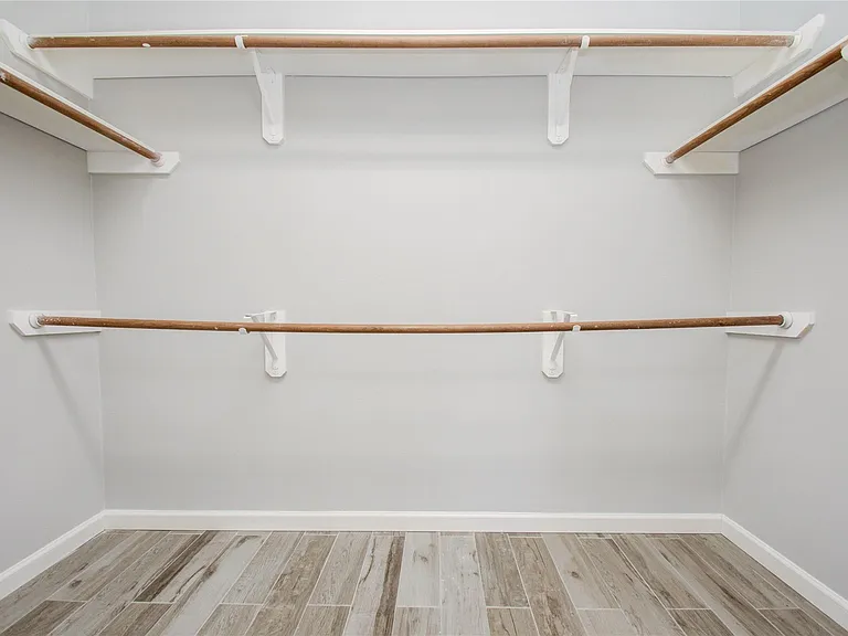 24302 Schivener House Ln — Photo 18