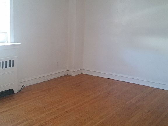Living room - Just painted and new carpet has been installed