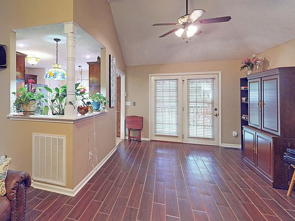 4th image of 314 Park Glen Dr