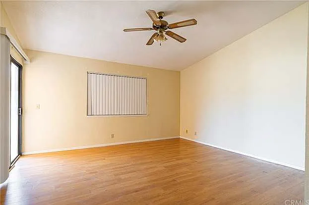 10912 Moreno Ave — Photo 28
